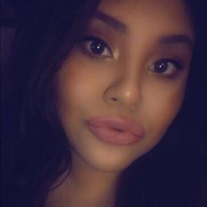 Meet your Posher, Maribel